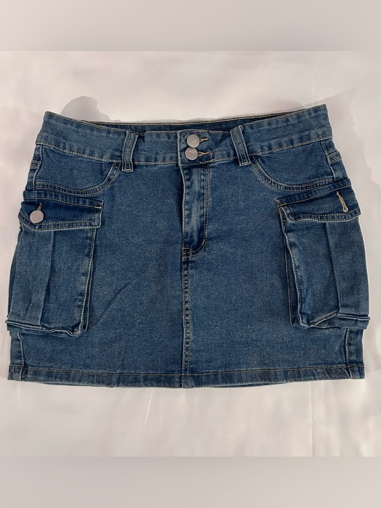 Dresses & Skirts - Dark Wash Denim Cargo Mini Skirt Y2K Look Size Large